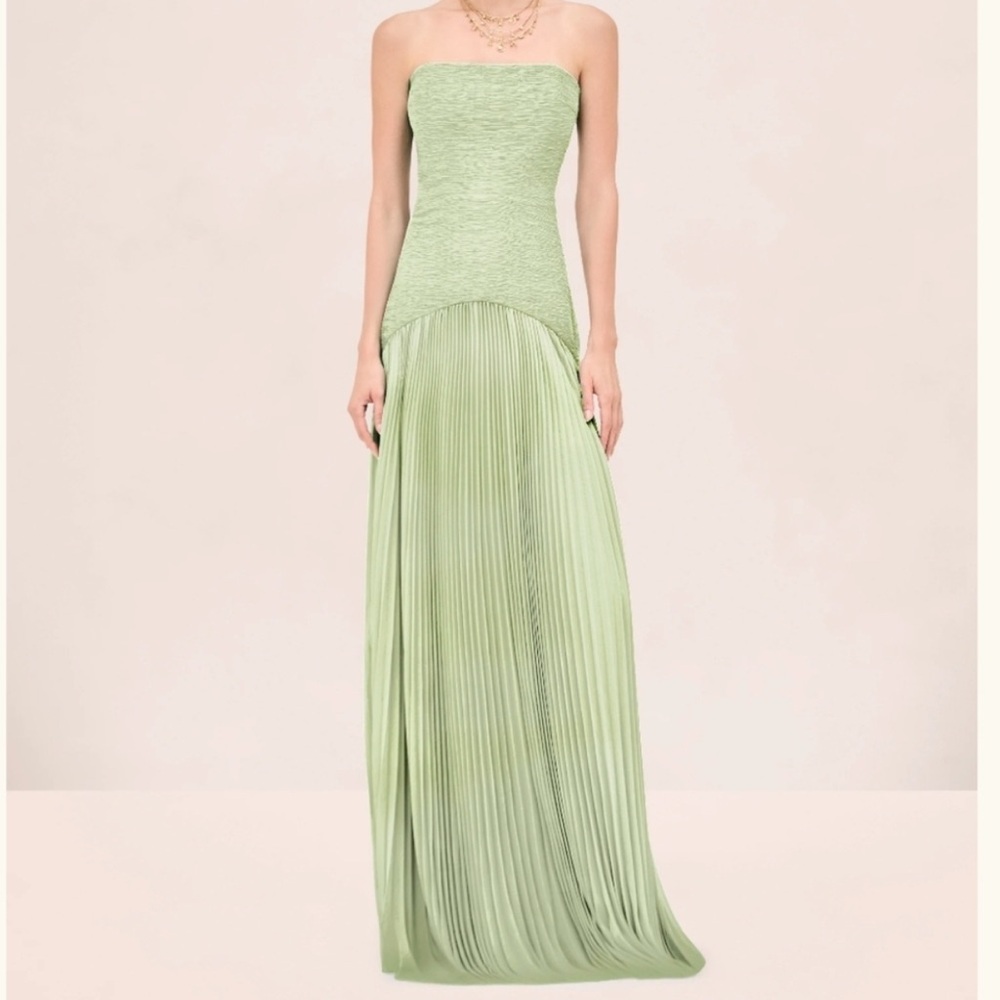 Alexis Sunniva Dress in Sage, Brand New